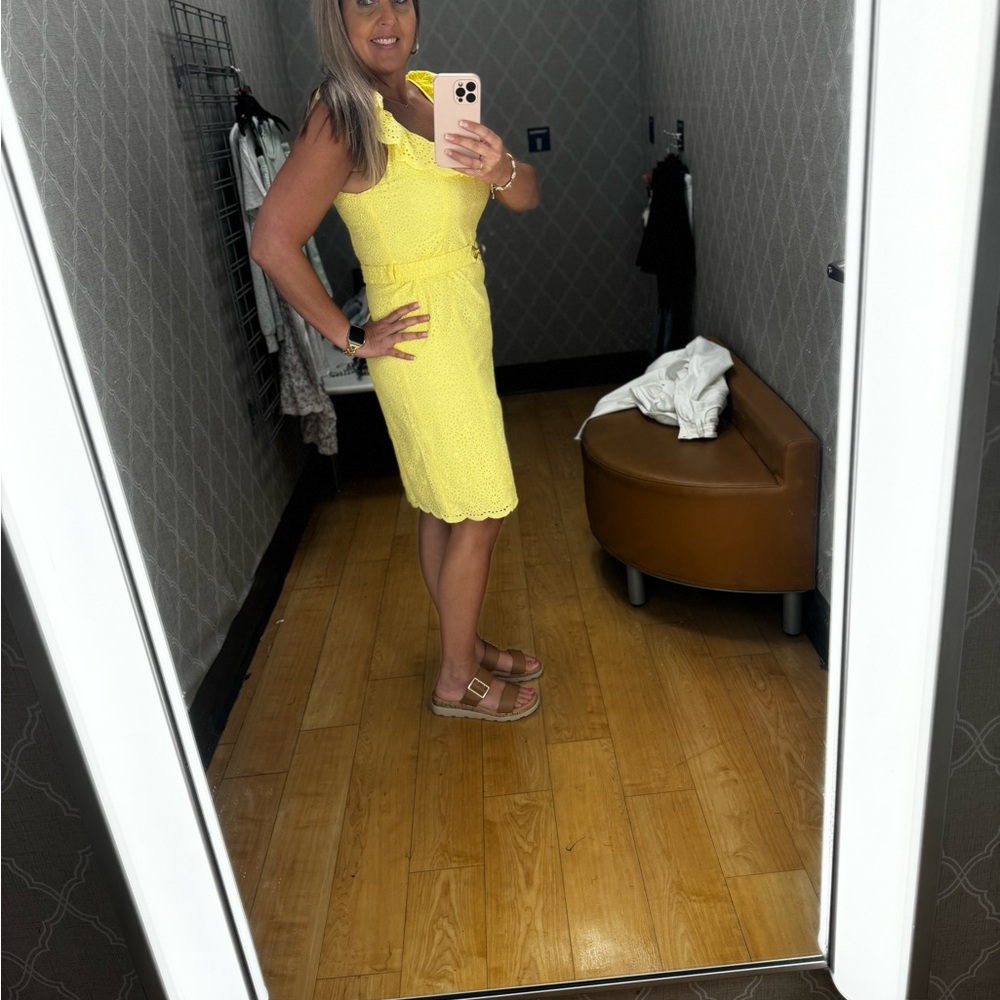 NWT Lilly Pulitzer Ryann Eyelet Dress Bright Yellow Size 10 - Picture 2 of 7